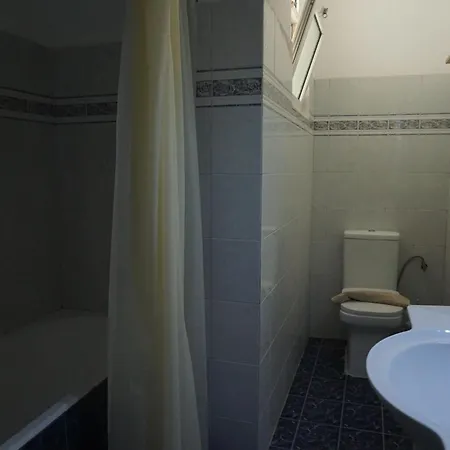 Nicholas Waves * Lárdosz