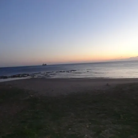 Appartamento Nicholas Waves *